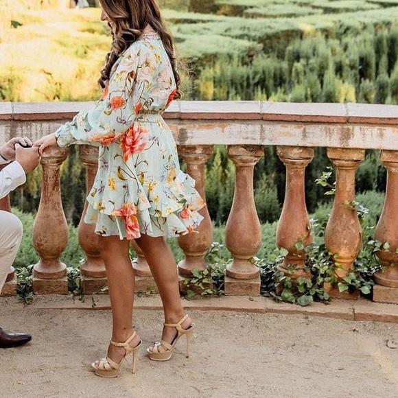 Camilla V-neck Floral Button Mini - Picture 3 of 3